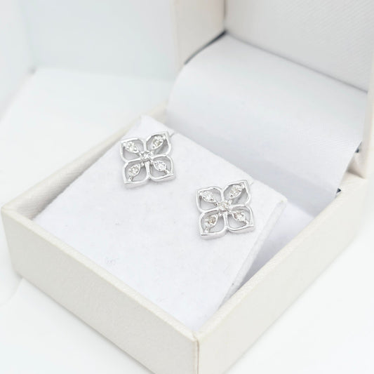 עגילי זהב לבן 0.22 קראט