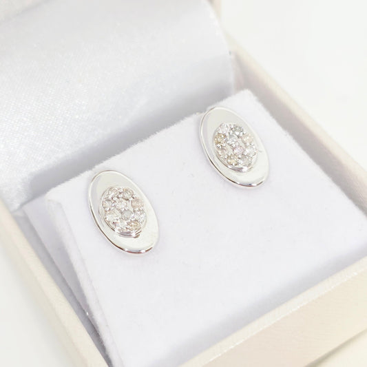 עגילי אובל זהב לבן 0.43 קראט